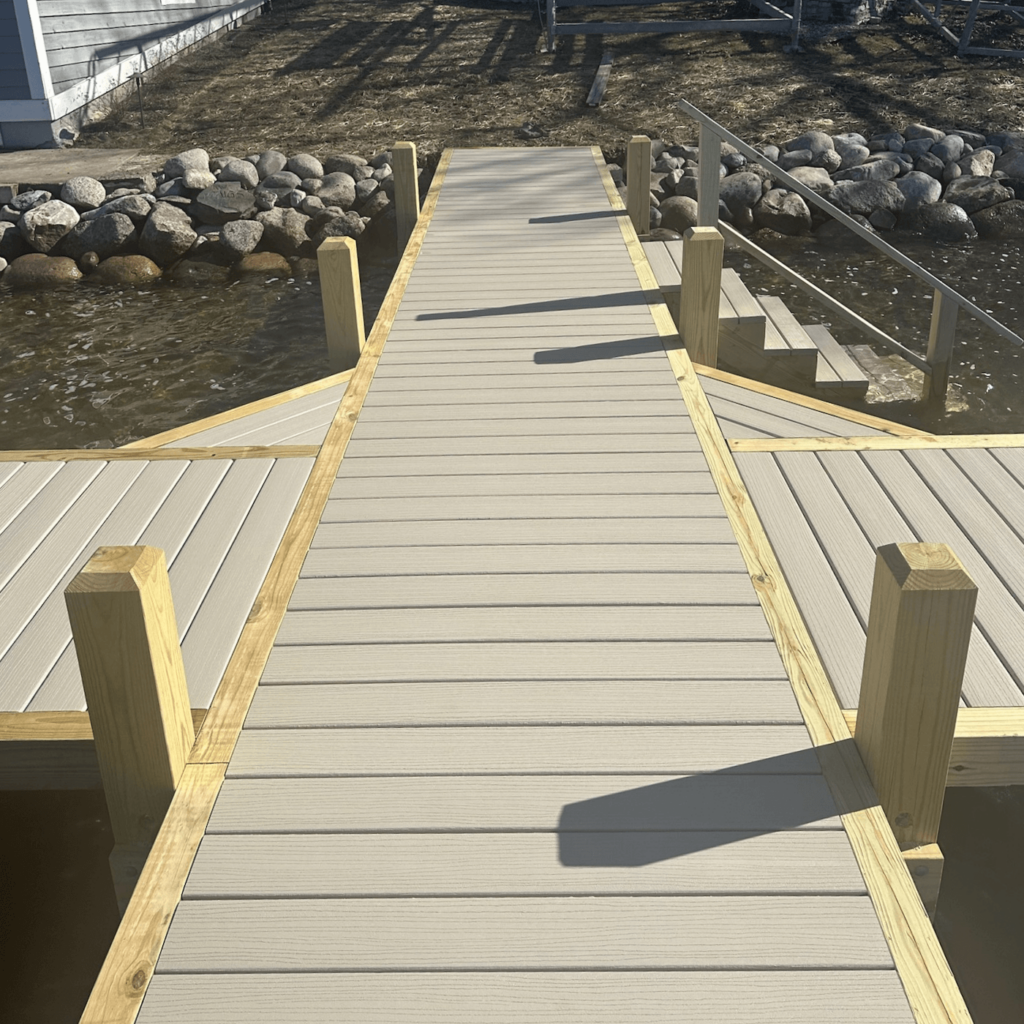 Diagonal Corner Pieces on dock